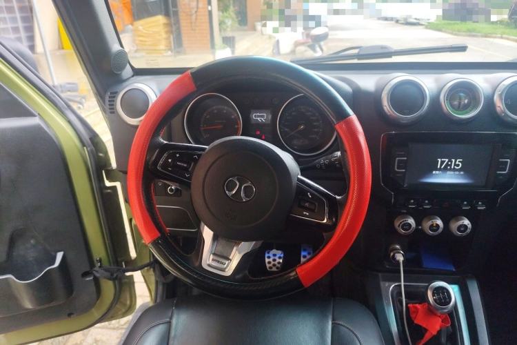 Used BAIC Off-Road BJ40 2016 40L 2.0T Manual All-Wheel Drive Prestige Edition Steering Wheel
