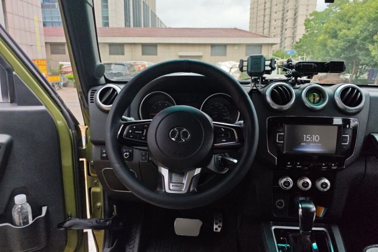 Used BAIC Off-Road BJ40 2016 40L 2.3T Automatic All-Wheel Drive Premium Edition Steering Wheel