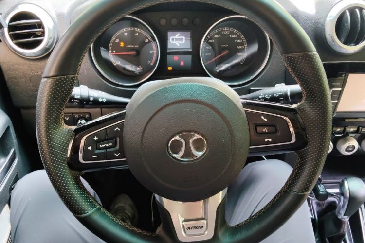 Used BAIC Off-Road BJ40 2016 40L 2.3T Automatic All-Wheel Drive Premium Edition Steering Wheel
