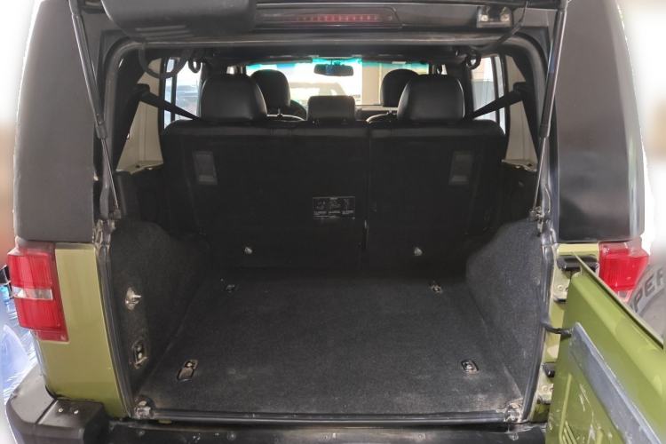 Used BAIC Off-Road BJ40 2016 40L 2.3T Automatic All-Wheel Drive Premium Edition Trunk