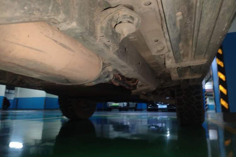Used BAIC Off-Road BJ40 2016 2.0T Manual Four-Wheel Drive Prestige Edition Chassis Rear Right