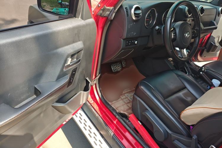 Used BAIC Off-Road BJ40 2016 40L 2.3T Automatic All-Wheel Drive Premium Edition Driver Seat