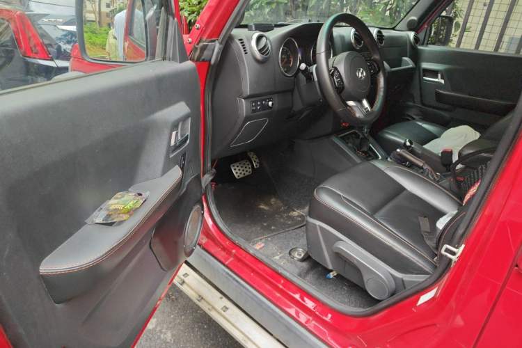Used BAIC Off-Road BJ40 2016 40L 2.3T Automatic All-Wheel Drive Premium Edition Driver Seat