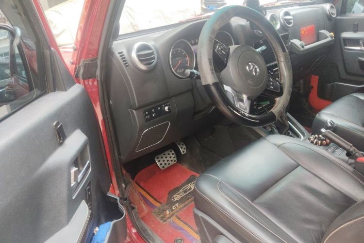 Used BAIC Off-Road BJ40 2016 40L 2.3T Automatic All-Wheel Drive Premium Edition Driver Seat