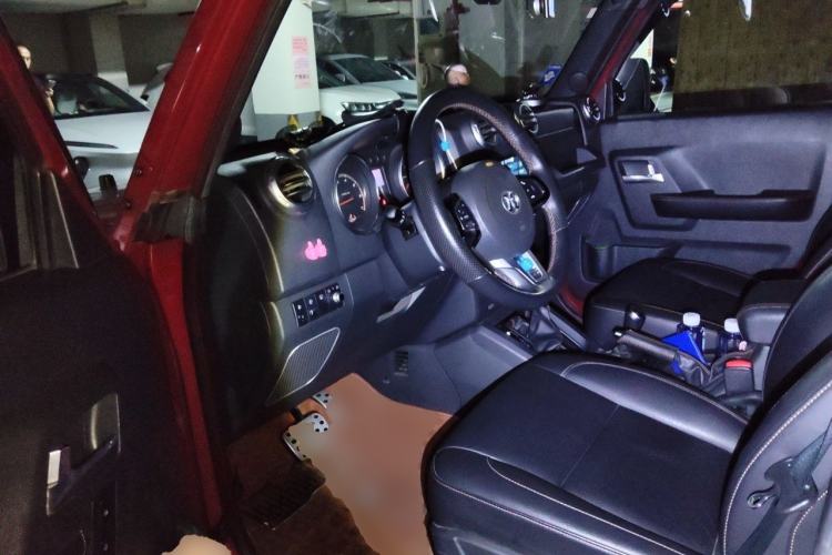 Used BAIC Off-Road BJ40 2016 40L 2.3T Automatic All-Wheel Drive Premium Edition Driver Seat