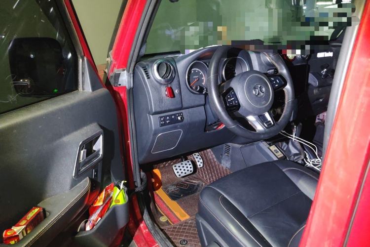 Used BAIC Off-Road BJ40 2016 40L 2.3T Automatic All-Wheel Drive Premium Edition Driver Seat