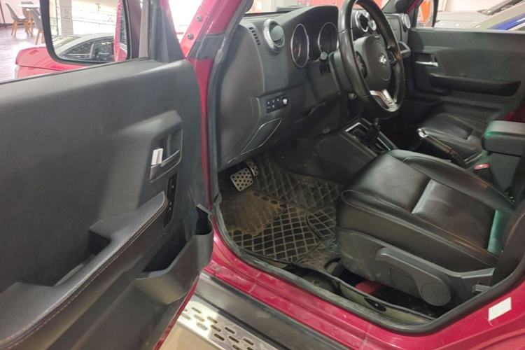 Used BAIC Off-Road BJ40 2016 40L 2.3T Automatic All-Wheel Drive Premium Edition Driver Seat