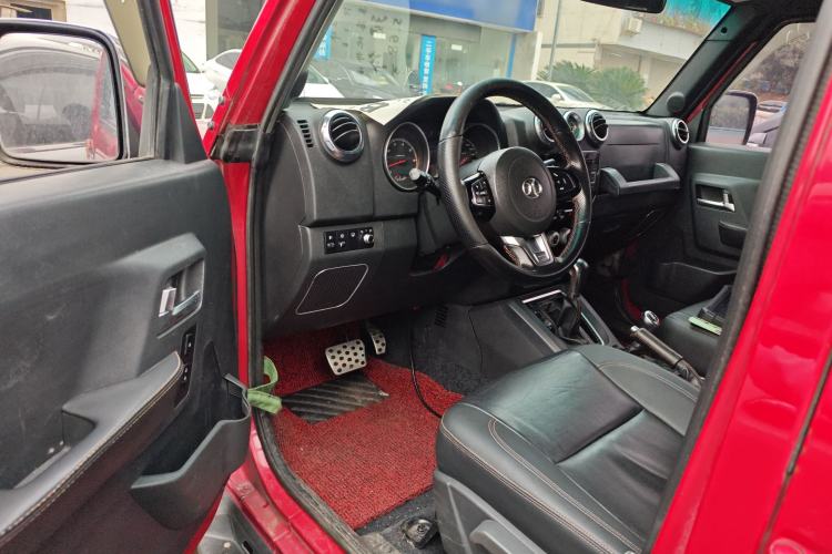 Used BAIC Off-Road BJ40 2016 40L 2.3T Automatic All-Wheel Drive Premium Edition Driver Seat