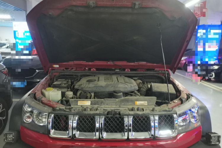 Used BAIC Off-Road BJ40 2016 40L 2.3T Automatic All-Wheel Drive Premium Edition Engine Bay