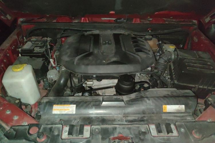 Used BAIC Off-Road BJ40 2016 40L 2.3T Automatic All-Wheel Drive Premium Edition Engine Bay