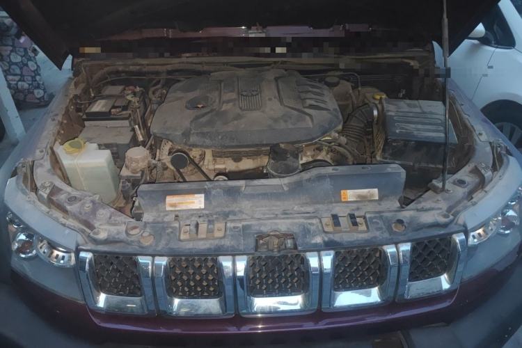 Used BAIC Off-Road BJ40 2016 40L 2.3T Automatic All-Wheel Drive Premium Edition Engine Bay
