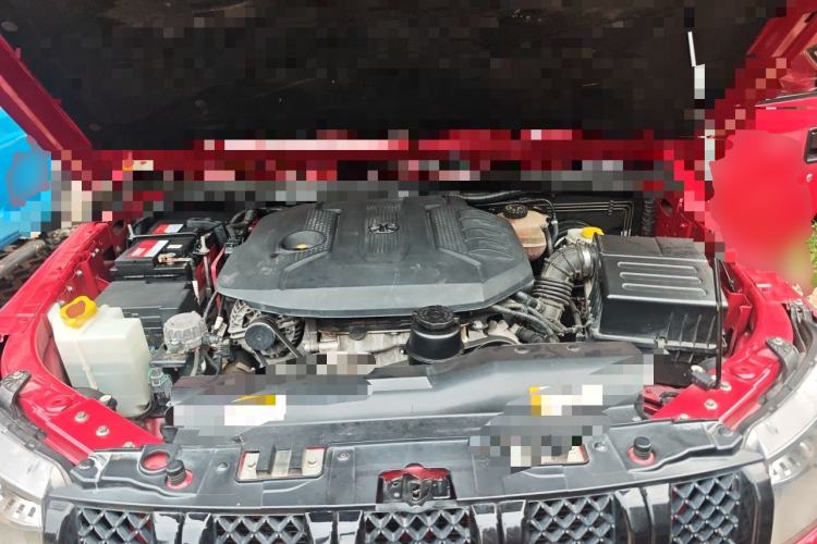 Used BAIC Off-Road BJ40 2016 40L 2.3T Automatic All-Wheel Drive Premium Edition Engine Bay