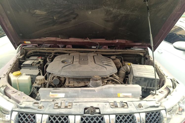 Used BAIC Off-Road BJ40 2016 40L 2.3T Automatic All-Wheel Drive Premium Edition Engine Bay