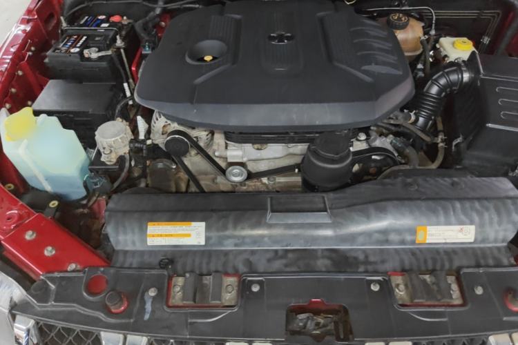 Used BAIC Off-Road BJ40 2016 40L 2.3T Automatic All-Wheel Drive Premium Edition Engine Bay