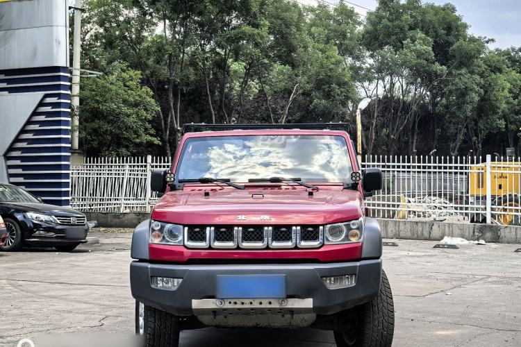 Used BAIC Off-Road BJ40 2016 40L 2.0T Manual All-Wheel Drive Prestige Edition Exterior 1