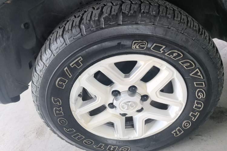 Used BAIC Off-Road BJ40 2016 40L 2.0T Manual All-Wheel Drive Prestige Edition Exterior 4