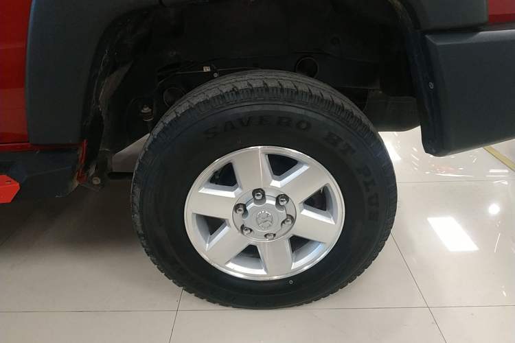 Used BAIC Off-Road BJ40 2016 40L 2.0T Manual Two-Wheel Drive Luxury Edition Exterior 7
