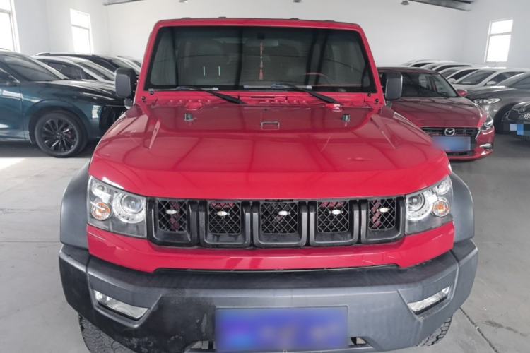 Used BAIC Off-Road BJ40 2016 40L 2.0T Manual All-Wheel Drive Prestige Edition Front