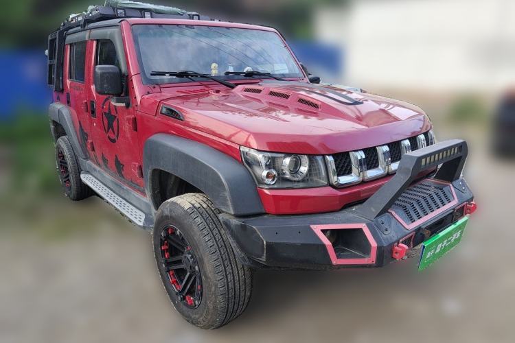Used BAIC Off-Road BJ40 2016 40L 2.3T Automatic All-Wheel Drive Premium Edition Front Right 45 Deg