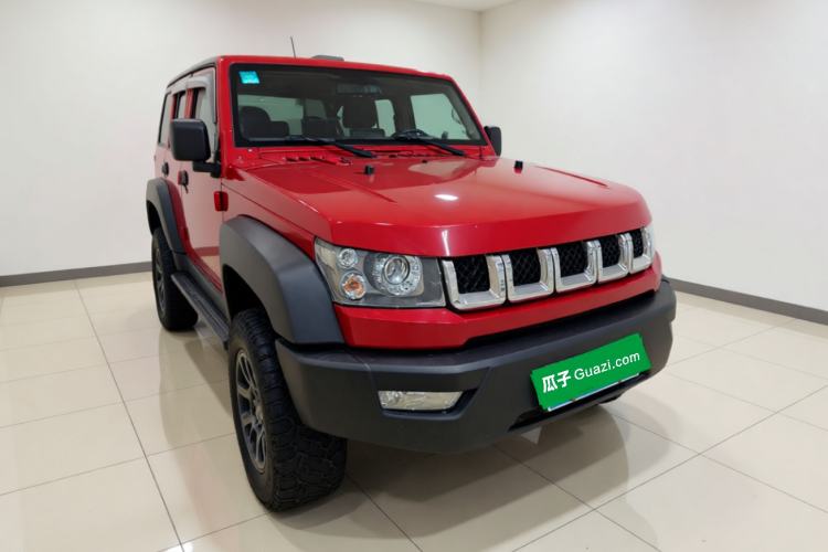 Used BAIC Off-Road BJ40 2016 2.0T Manual Four-Wheel Drive Prestige Edition Front Right 45 Deg