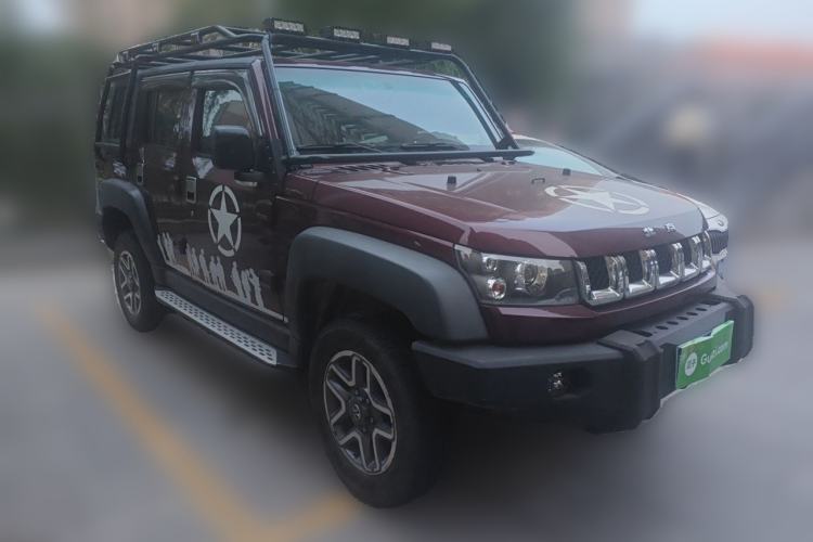 Used BAIC Off-Road BJ40 2016 40L 2.3T Automatic All-Wheel Drive Premium Edition Front Right 45 Deg