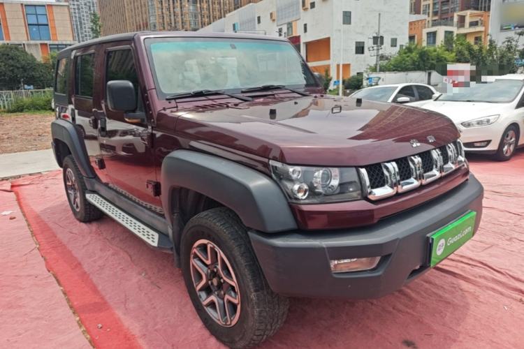 Used BAIC Off-Road BJ40 2016 40L 2.3T Automatic All-Wheel Drive Premium Edition Front Right 45 Deg