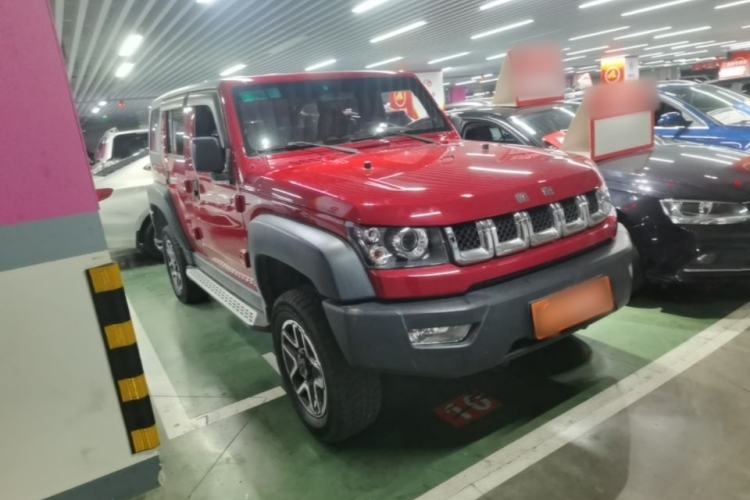 Used BAIC Off-Road BJ40 2016 40L 2.3T Automatic All-Wheel Drive Premium Edition Front Right 45 Deg