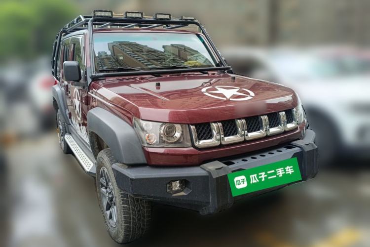 Used BAIC Off-Road BJ40 2016 40L 2.3T Automatic All-Wheel Drive Premium Edition Front Right 45 Deg