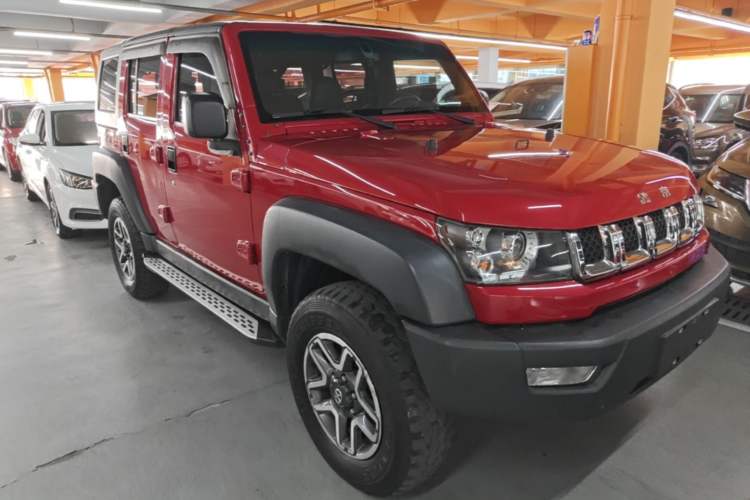Used BAIC Off-Road BJ40 2016 40L 2.3T Automatic All-Wheel Drive Premium Edition Front Right 45 Deg