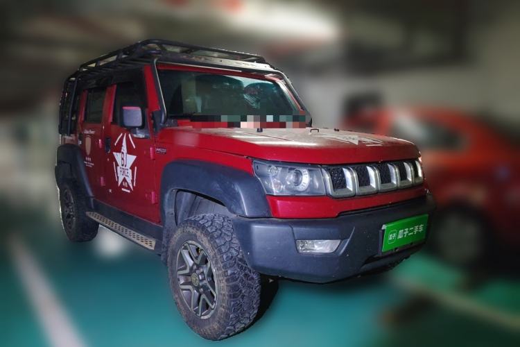 Used BAIC Off-Road BJ40 2016 40L 2.3T Automatic All-Wheel Drive Premium Edition Front Right 45 Deg