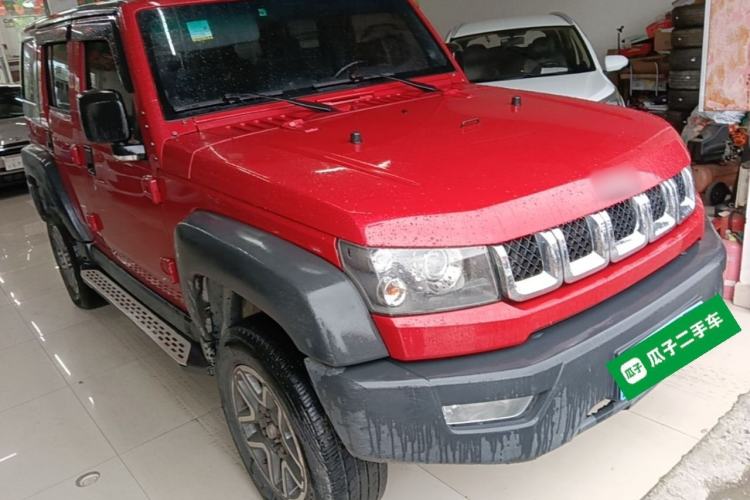Used BAIC Off-Road BJ40 2016 40L 2.3T Automatic All-Wheel Drive Premium Edition Front Right 45 Deg