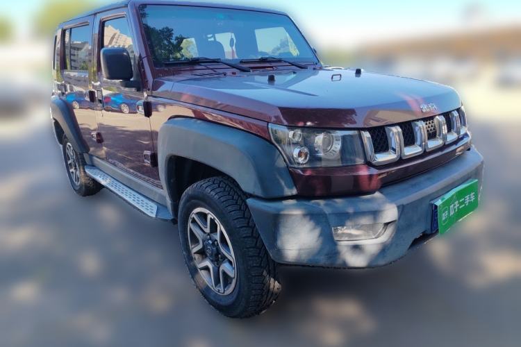Used BAIC Off-Road BJ40 2016 40L 2.3T Automatic All-Wheel Drive Premium Edition Front Right 45 Deg