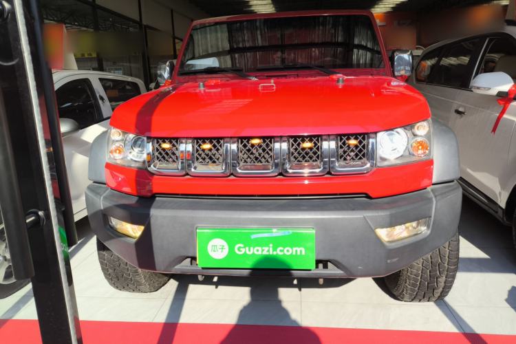 Used BAIC Off-Road BJ40 2016 40L 2.0T Manual All-Wheel Drive Prestige Edition Front