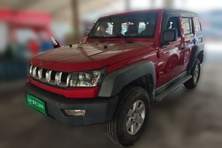 Used BAIC Off-Road BJ40 2016 40L 2.0T Manual Two-Wheel Drive Luxury Edition Guazi used car, China used car export, Used car for sale, Used  cars, Cheapest cars for sale