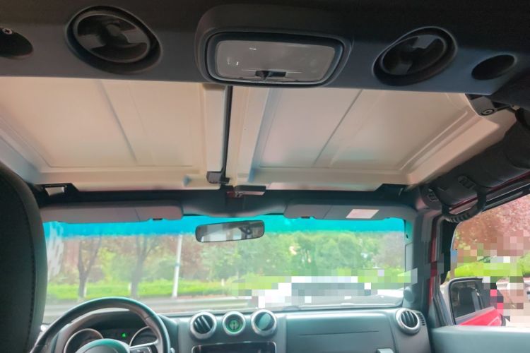 Used BAIC Off-Road BJ40 2016 40L 2.3T Automatic All-Wheel Drive Premium Edition Headliner