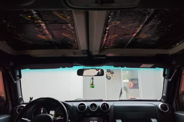 Used BAIC Off-Road BJ40 2016 2.3T Automatic Four-Wheel Drive Premium Edition Headliner