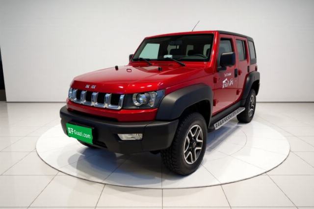 BAIC Off-Road BJ40 2016 40L 2.3T Automatic All-Wheel Drive Premium Edition usado