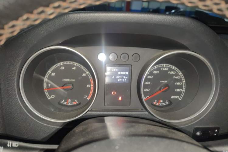 Used BAIC Off-Road BJ40 2016 2.0T Manual Four-Wheel Drive Prestige Edition Instrument Cluster