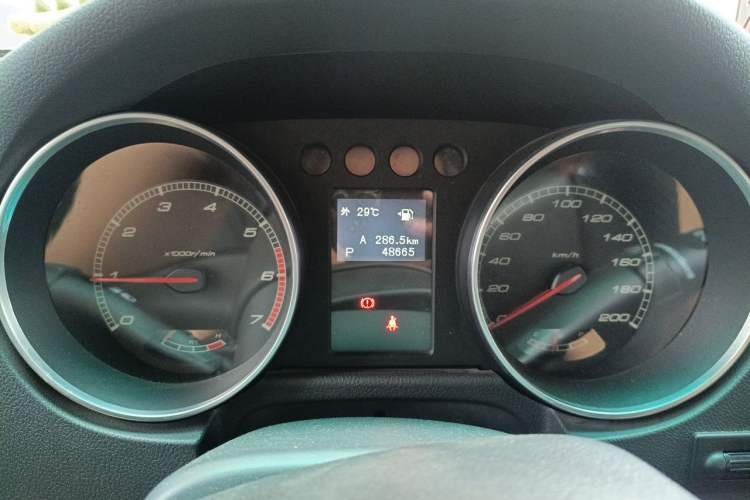 Used BAIC Off-Road BJ40 2016 40L 2.3T Automatic All-Wheel Drive Premium Edition Instrument Cluster