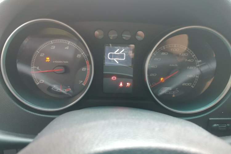 Used BAIC Off-Road BJ40 2016 40L 2.3T Automatic All-Wheel Drive Premium Edition Instrument Cluster