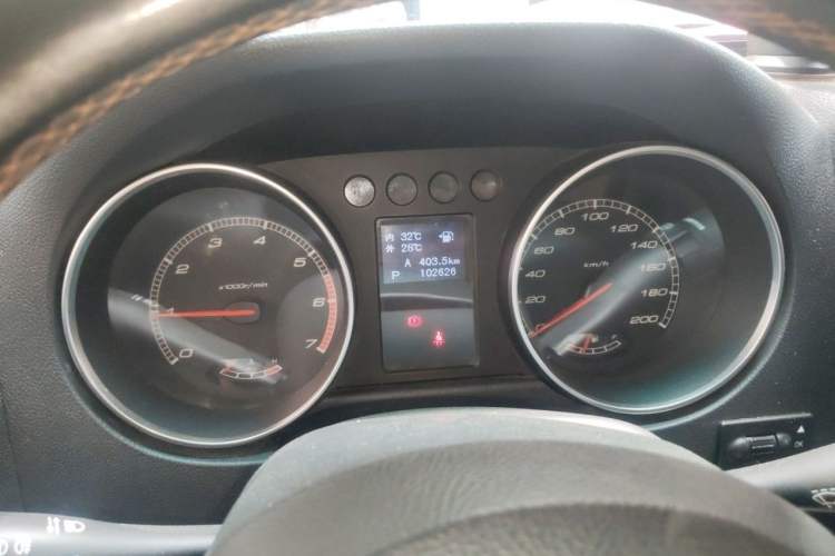 Used BAIC Off-Road BJ40 2016 40L 2.3T Automatic All-Wheel Drive Premium Edition Instrument Cluster