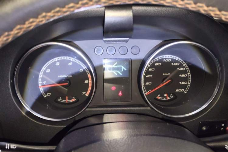 Used BAIC Off-Road BJ40 2016 40L 2.3T Automatic All-Wheel Drive Premium Edition Instrument Cluster