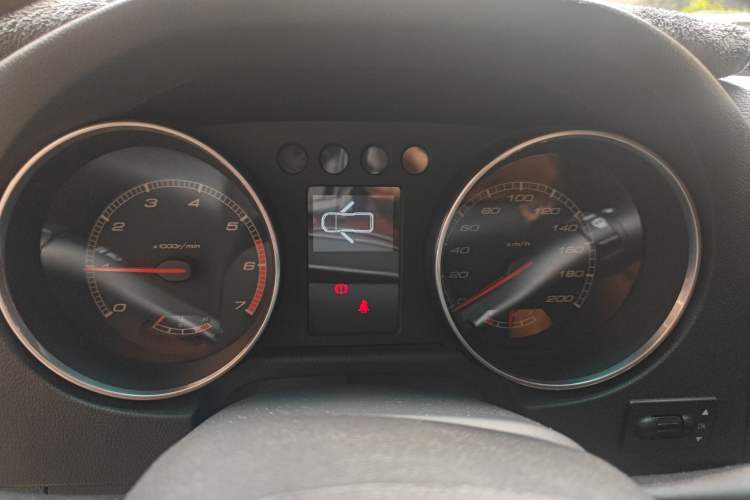 Used BAIC Off-Road BJ40 2016 40L 2.3T Manual All-Wheel Drive Prestige Edition Instrument Cluster
