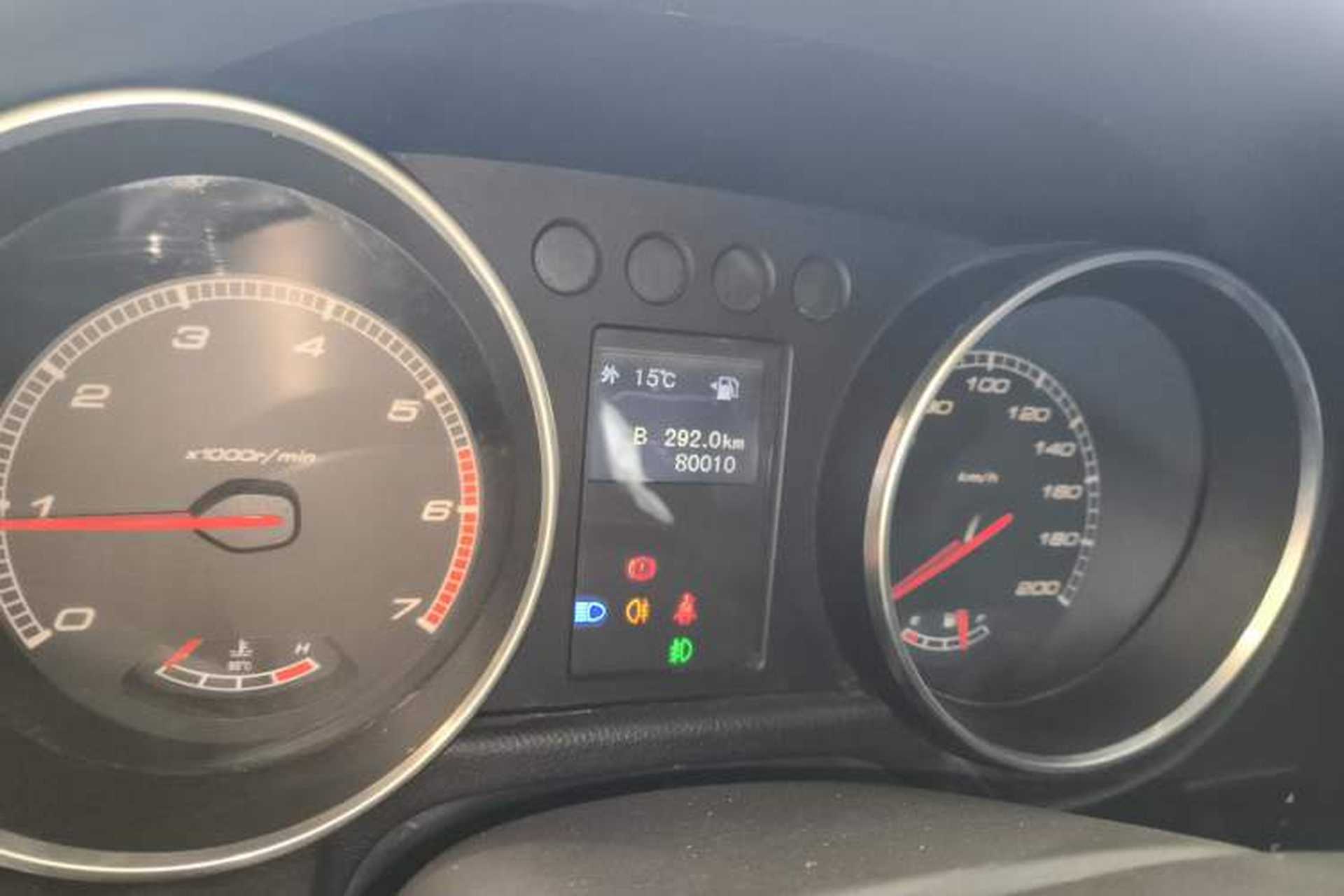 Used BAIC Off-Road BJ40 2016 40L 2.0T Manual All-Wheel Drive Prestige Edition Instrument Cluster