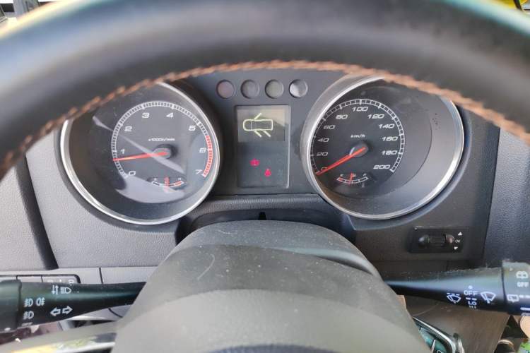 Used BAIC Off-Road BJ40 2016 40L 2.3T Automatic All-Wheel Drive Premium Edition Instrument Cluster