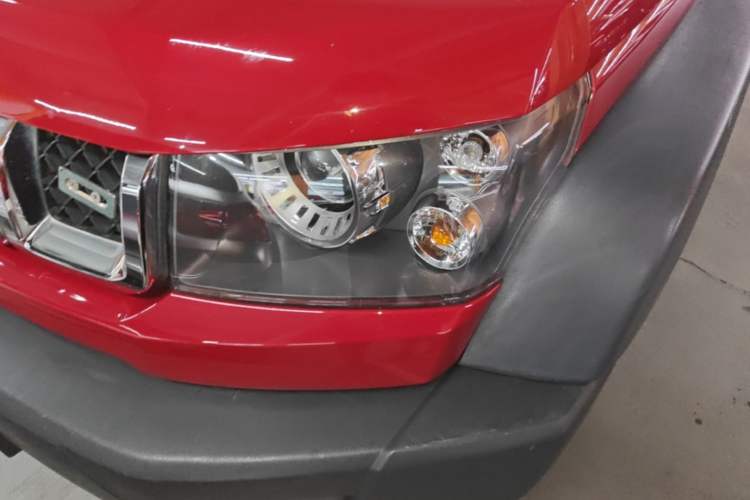 Used BAIC Off-Road BJ40 2016 40L 2.3T Automatic All-Wheel Drive Premium Edition Left Front Headlight