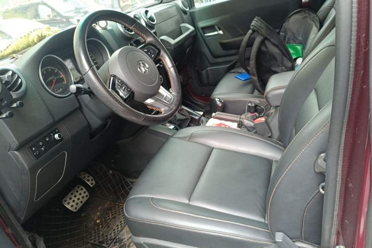 Used BAIC Off-Road BJ40 2016 40L 2.3T Automatic All-Wheel Drive Premium Edition Left Front Seat