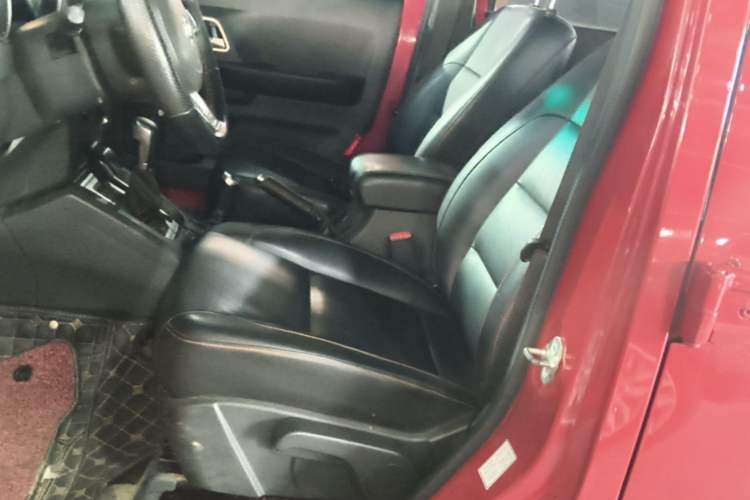 Used BAIC Off-Road BJ40 2016 40L 2.3T Automatic All-Wheel Drive Premium Edition Left Front Seat