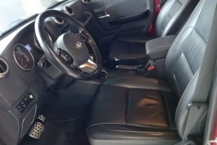 Used BAIC Off-Road BJ40 2016 40L 2.3T Automatic All-Wheel Drive Premium Edition Left Front Seat