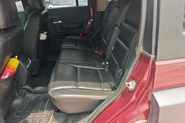 Used BAIC Off-Road BJ40 2016 40L 2.3T Automatic All-Wheel Drive Premium Edition Left Rear Seat